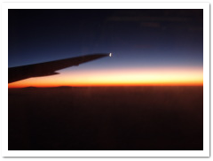 ハワイアン航空から見た朝焼け（ハワイアン航空